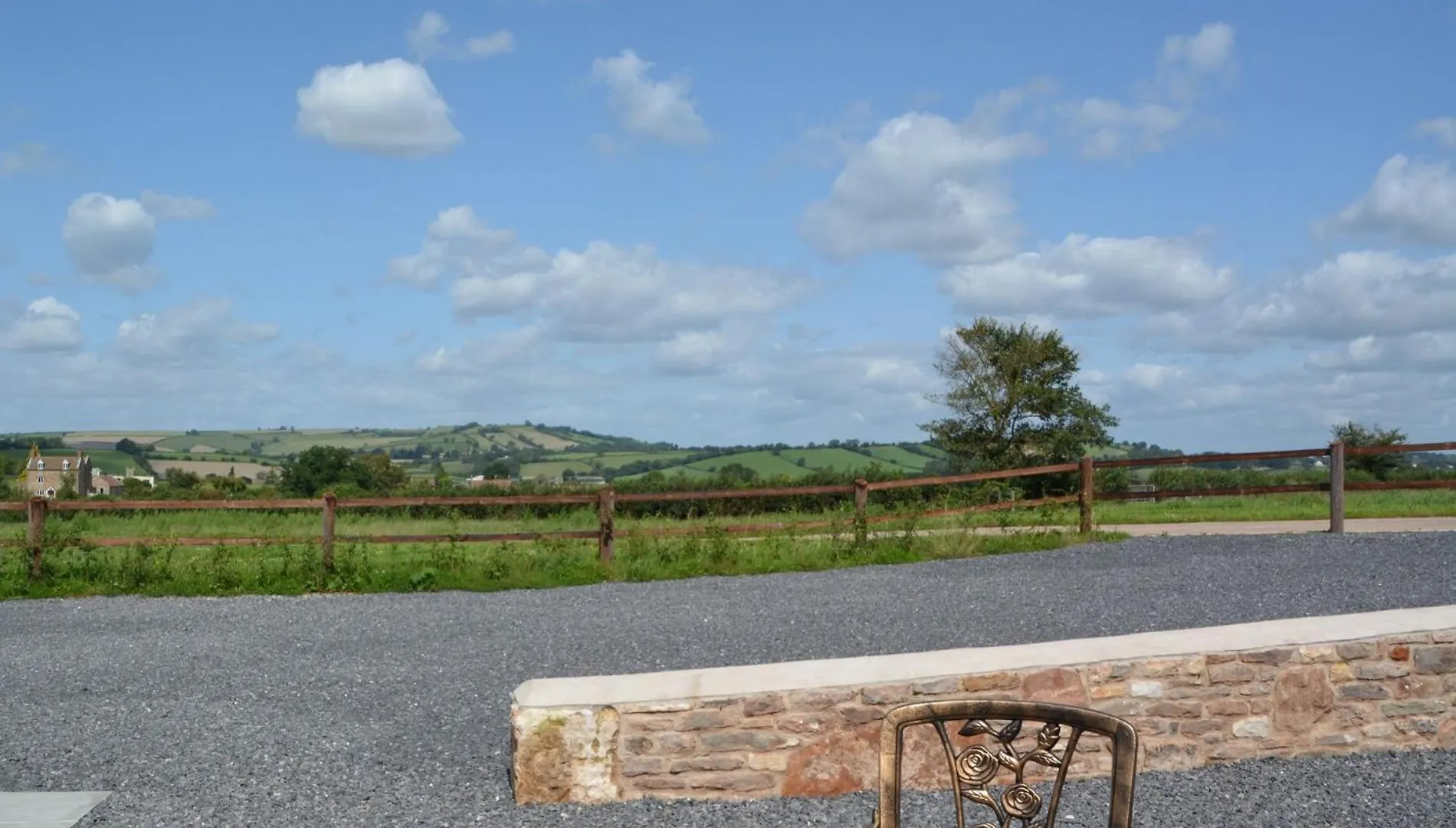 2 Bed Property In Bath 72837 Chew Magna United Kingdom